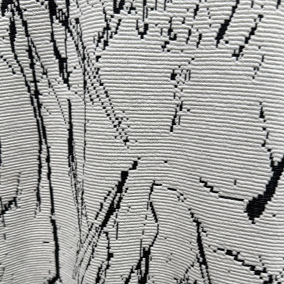 H&M Black and White Crew Neck Sweater - Picture 3 of 11